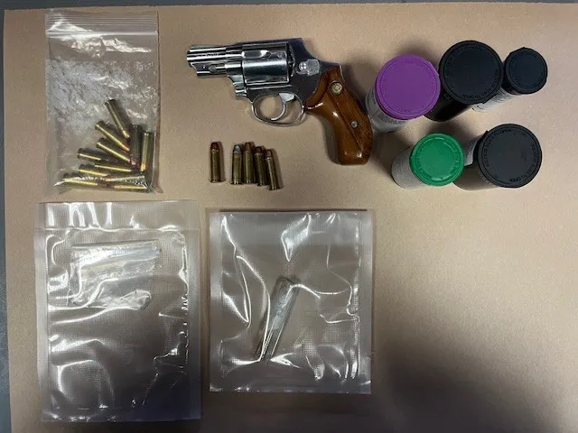 Santa Rosa police arrest Oregon man for concealed gun and drugs