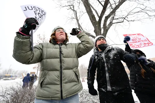 Boulderites unite: solidarity vigil for Minneapolis tragedy