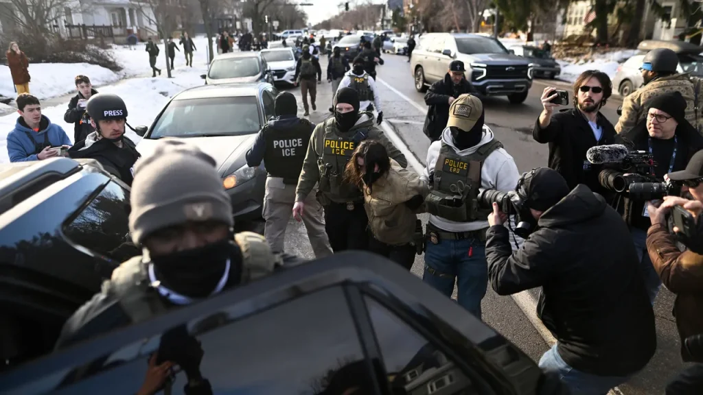 Trump warns of ‘MINNESOTA WAR ZONE’ in latest executive order