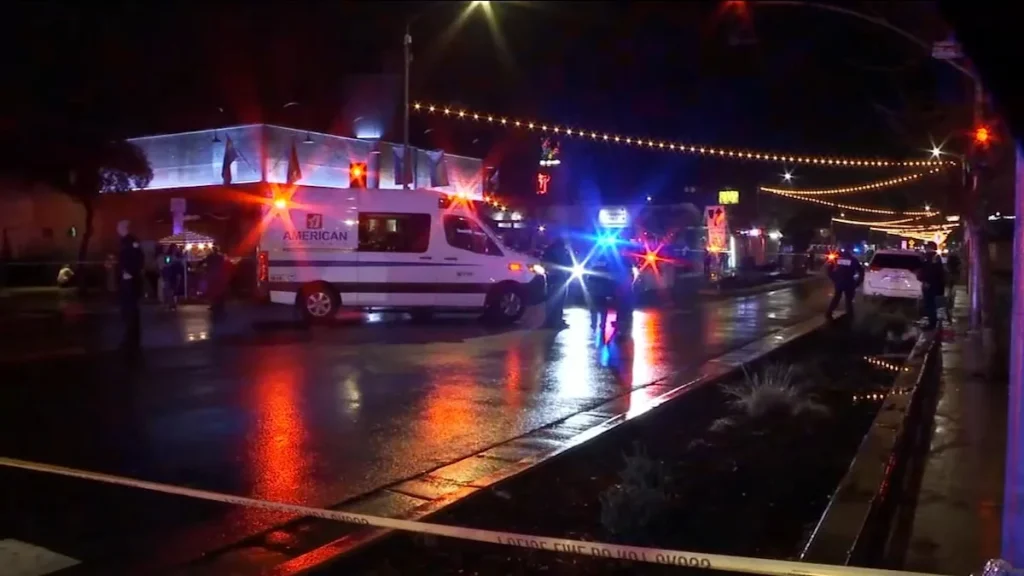 2 people stabbed in Fresno’s Tower District, police say