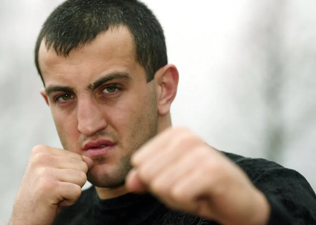 Boxer Goran Gogic, facing drug trafficking trial, had photo of witness’s family in jail cell: feds