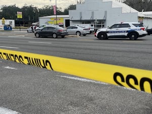 Manhunt underway for suspect accused of stabbing woman on NYC subway platform