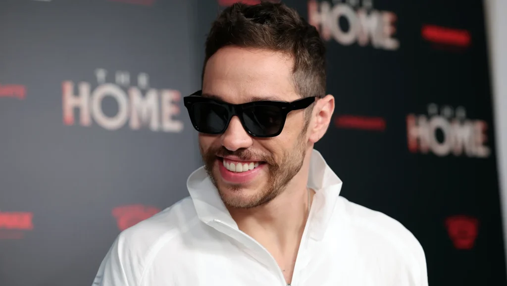 Pete Davidson to Host Exclusive Podcast on Netflix