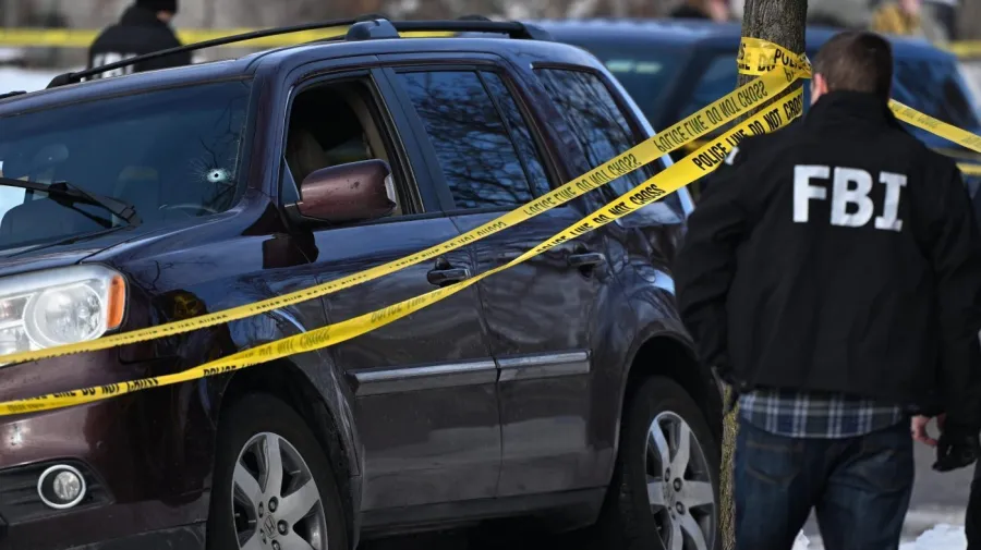 Former FBI supervisor: Fatal ICE shooting in Minneapolis likely avoidable