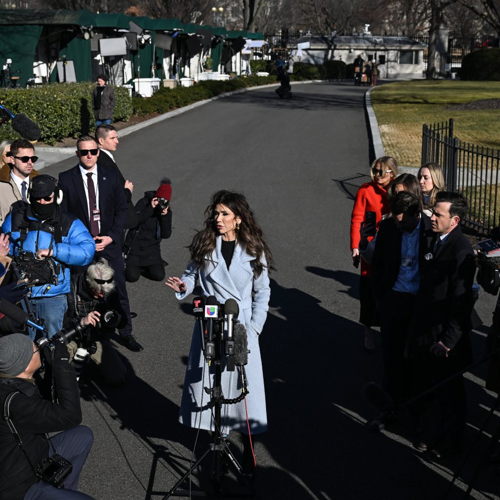 Noem Denies Chemical Agent Use in Minnesota Protests, Reverses Stance