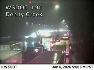 I-90 eastbound closed near North Bend after multiple crashes, no reopening time