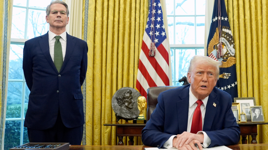Trump, Bessent host summit on newborn baby accounts