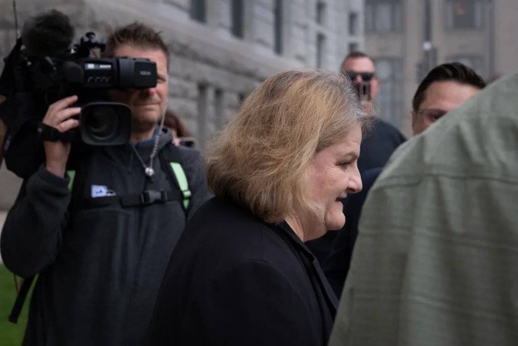 Milwaukee Judge Dugan resigns after felony conviction