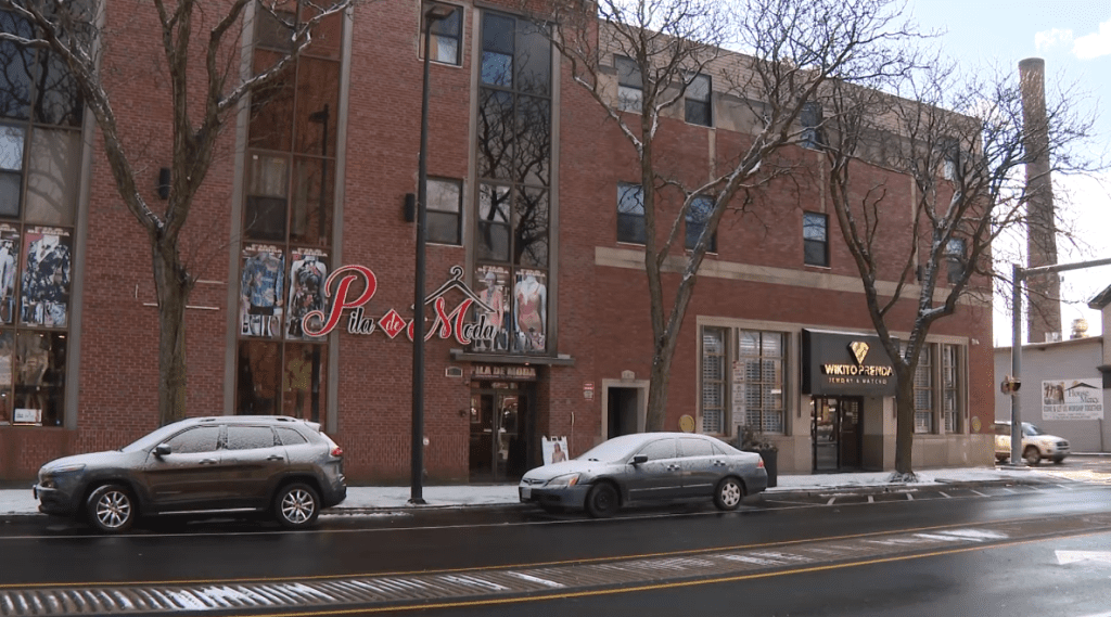 Mass. couple found dead in apparent murder-suicide, Essex DA says