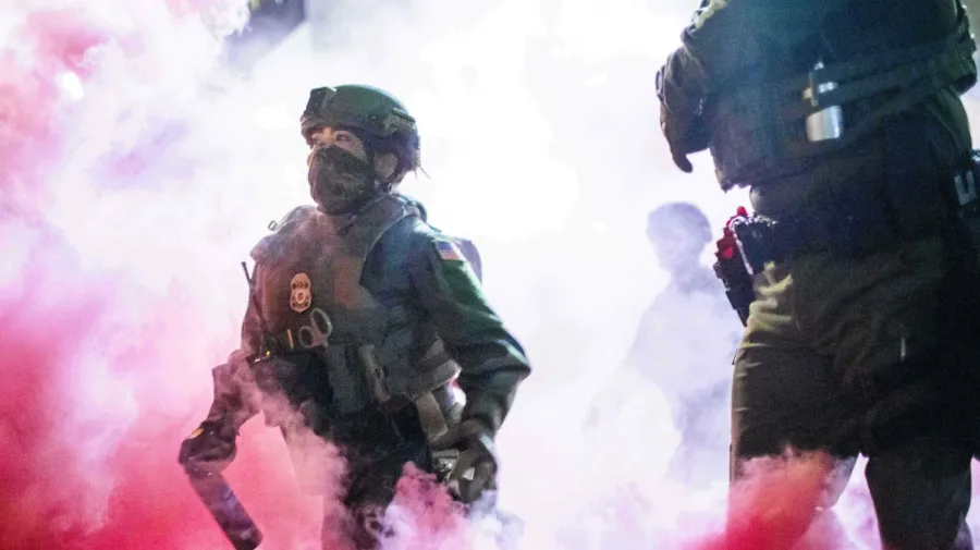 Border Patrol agent shoots 2 in Portland: Officials