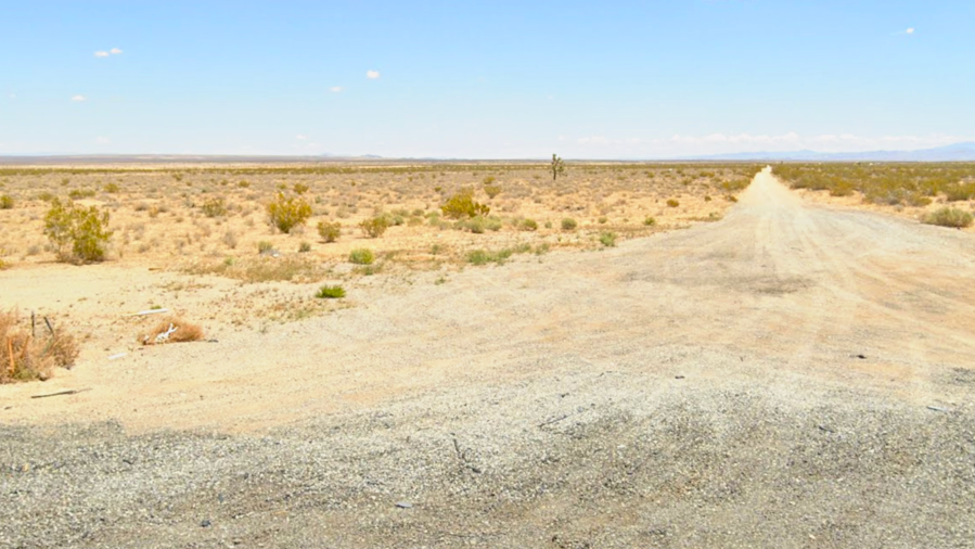 Woman’s body found in shallow grave near remote California desert community