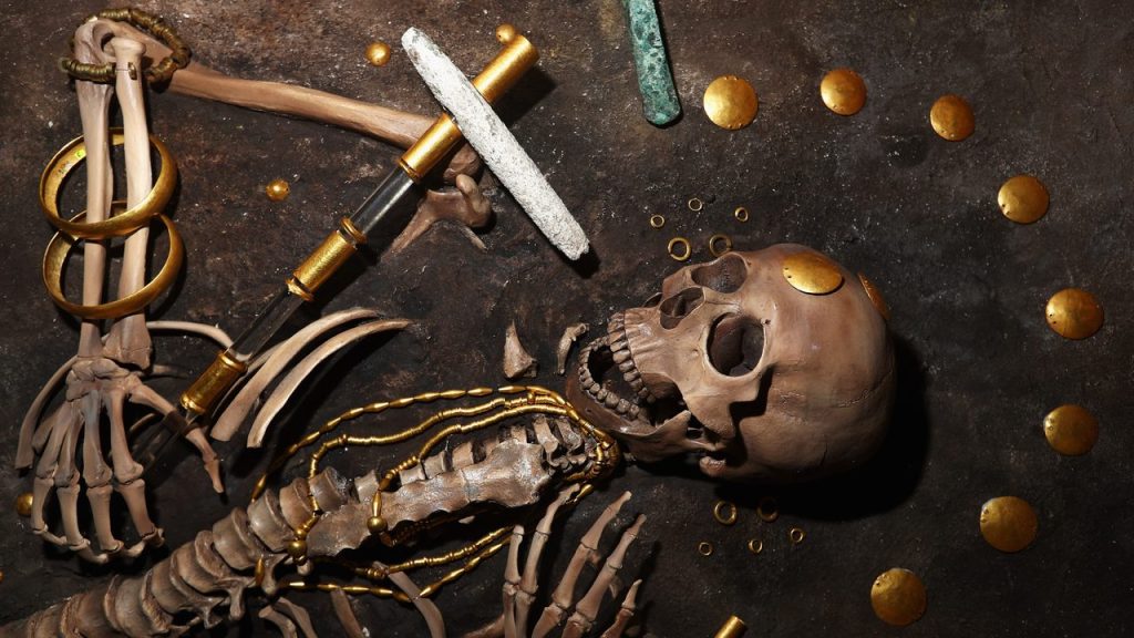 Varna Gold: Ancient gold jewelry discovered in Bulgarian cemetery