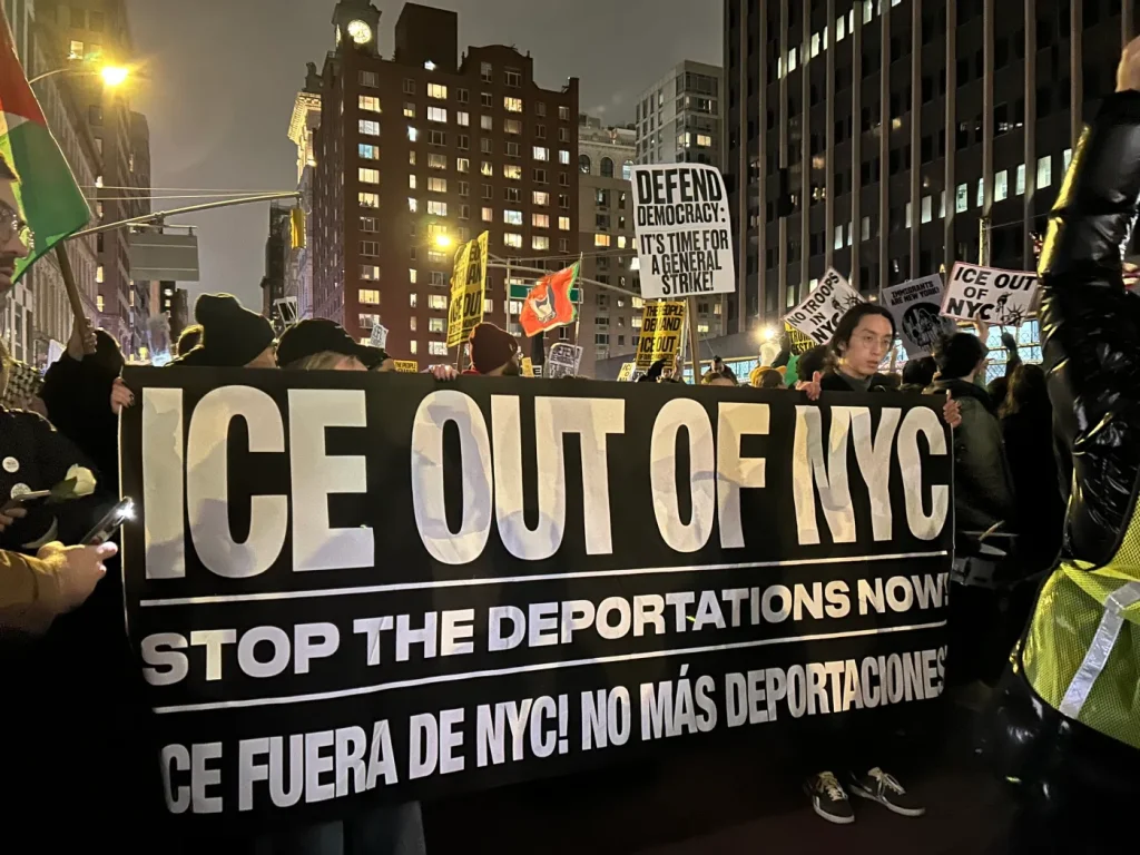 Hundreds of protestors march on Foley Square in protest of Renee Nicole Good shooting