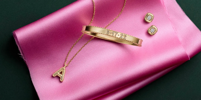 Get free diamonds with Brilliant Earth's Valentine's Day jewelry order