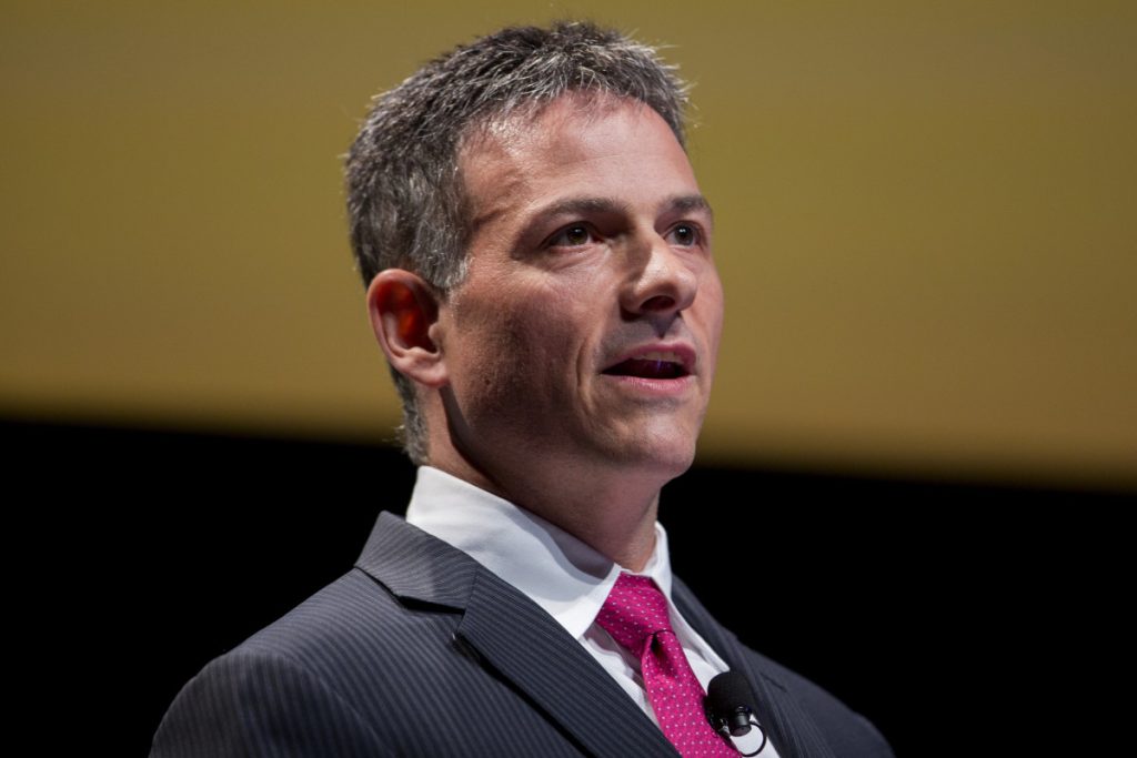 Stock market reacts as legendary billionaire investor sends bold message on gold