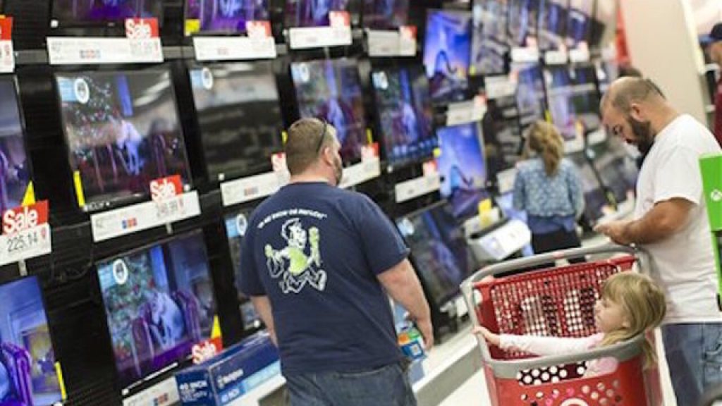 Furniture Fair offers buy one recliner, get one free deal for Presidents Day