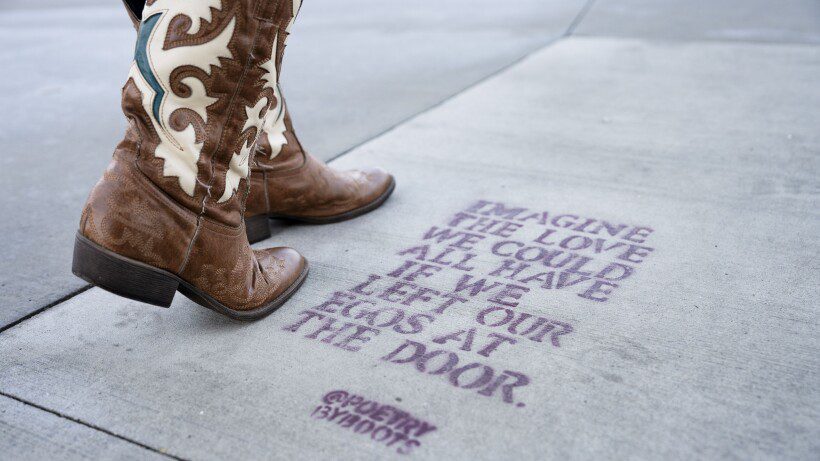 Chicago murals: Boots' poetry snippets paint the city and beyond