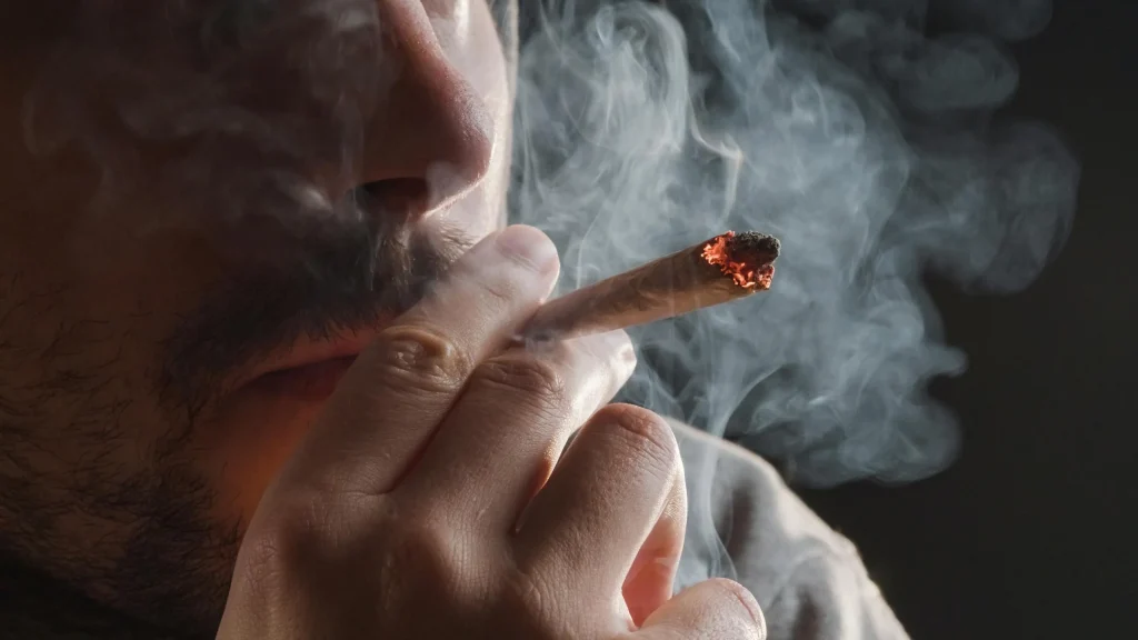 Arizona Bill Targets ‘Excessive’ Weed Smell: Civil Rights Groups React