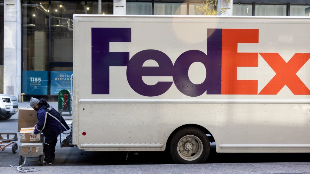 FedEx sues U.S. seeking full refund of Trump tariffs days after Supreme Court ruling