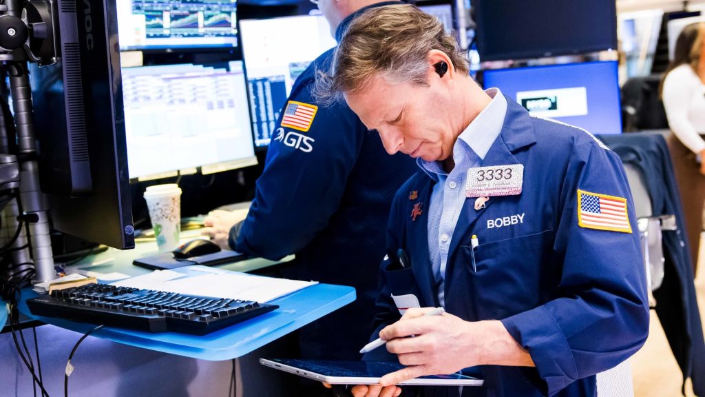 Treasury yields fall as investors weigh Fed leadership uncertainty