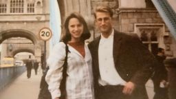 Three British guys' bar encounter sparks three transatlantic love stories