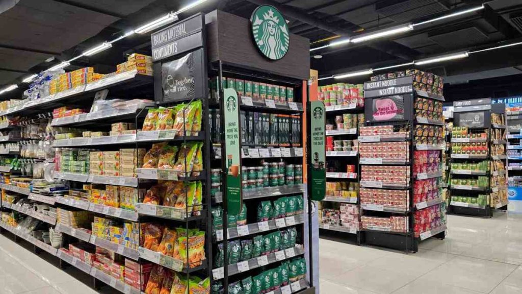 Starbucks launches trendy drinks in grocery, convenience stores