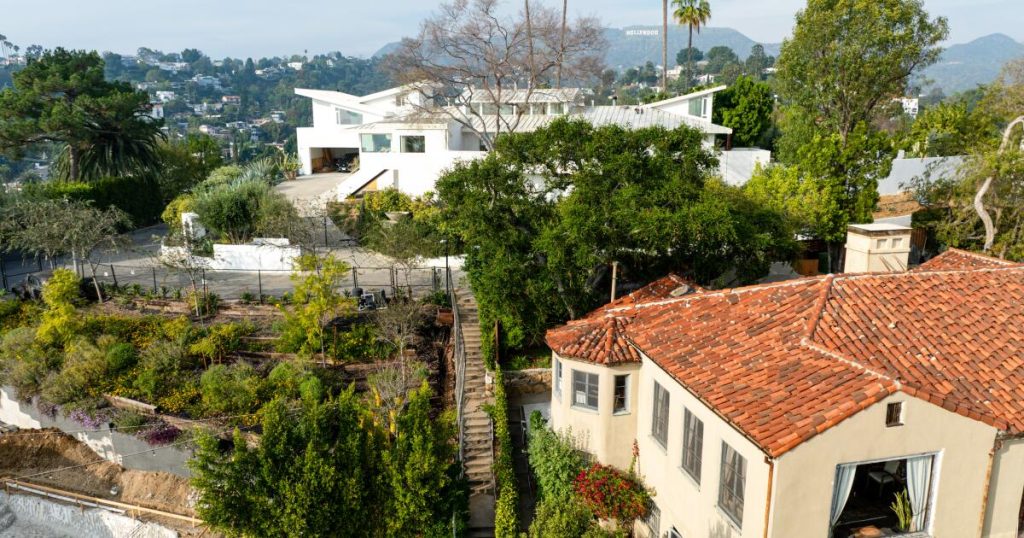 10 L.A. staircase walks with stunning views of iconic Wright, Neutra and Schindler homes