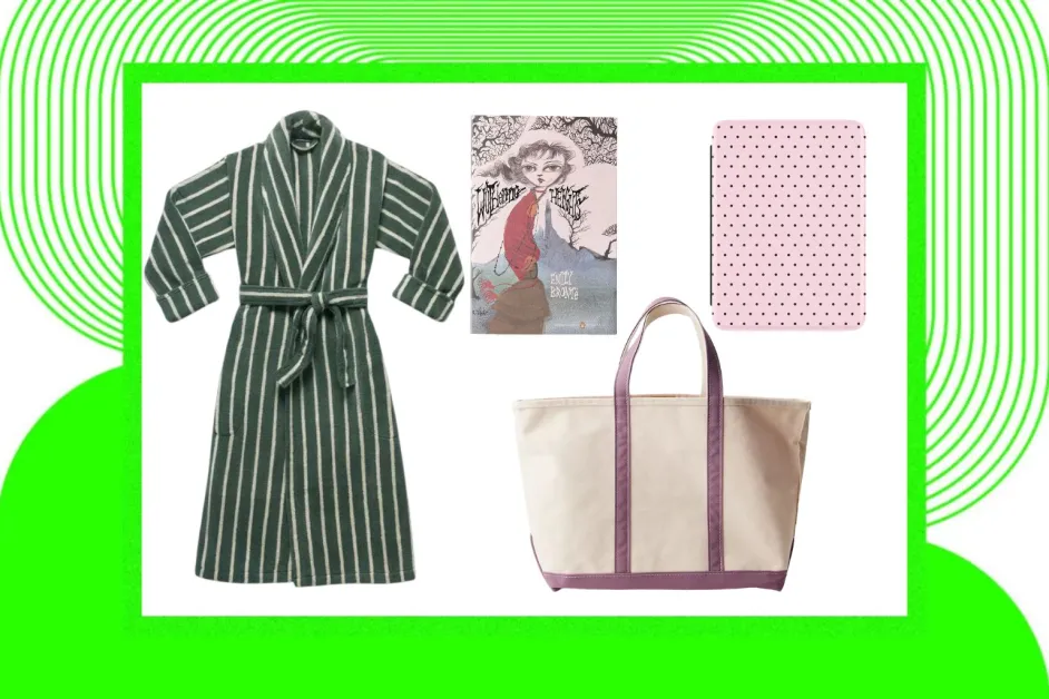 From Kitty-Shaped Heated Pillows to Cute Annotation Kits: The 20 Best Gifts for Book Lovers