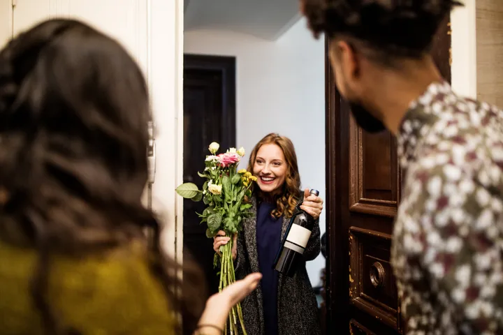 Etiquette Experts' Guide: The Rudest Things in Someone Else’s House