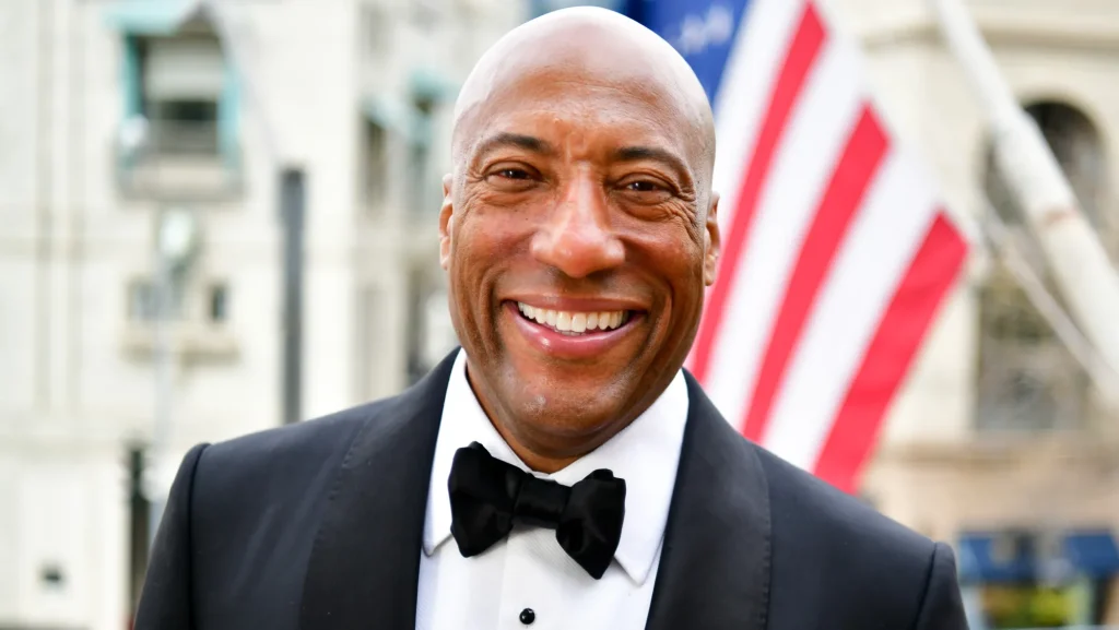 Byron Allen Acquires 10.7% Stake in Starz from Steve Mnuchin for $25 Million