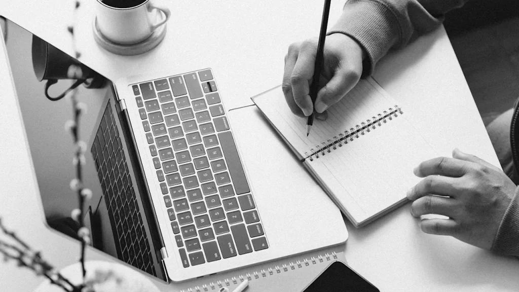 Freelancer shares exact steps to start a successful freelance business