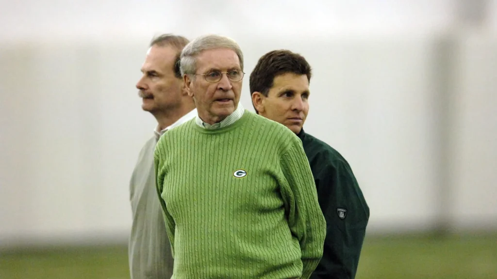 Green Bay Packers mourn Bob Harlan, the visionary leader, dead at 89