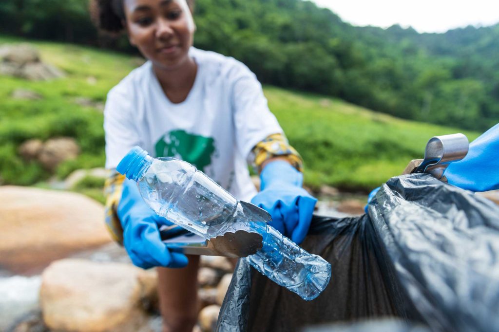 Dr. Sheela Sathyanarayana's tips to reduce microplastic exposure