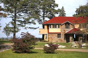 Visitor Center at Graycliff Estate Transformed into Community Space