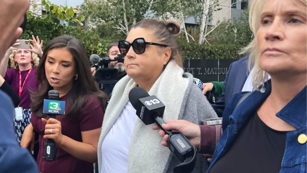 Former Chief of Staff Pleads Guilty in Fraud Scheme