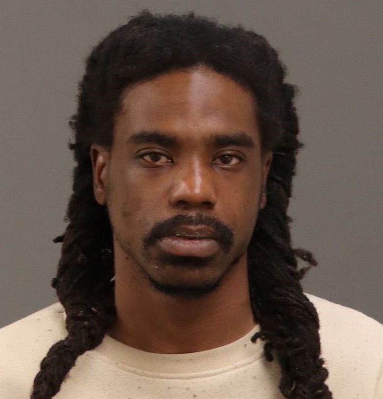 Man accused of seeking teen for sex at Warren library