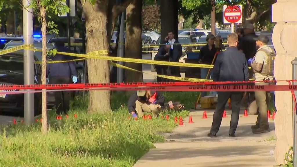 FBI Shooting Kills 25-Year-Old in Chicago