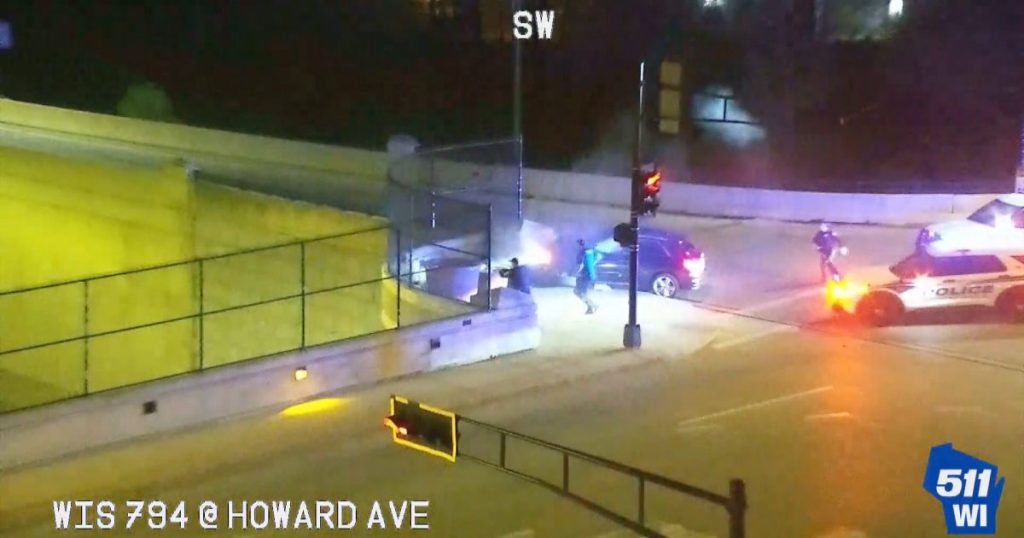 St. Francis officer uses stun gun on woman after police chase