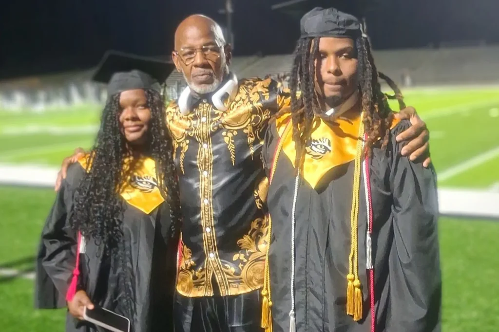 Tree Smashes Into Car, Kills 2 Graduates Days After Prom