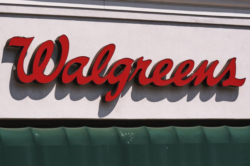 Woman sentenced to 32 months in prison for role in seven Walgreens robberies