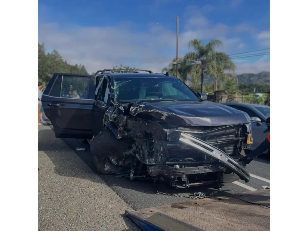 Distracted Driver Slams SUV Into Parked Asphalt Trailer