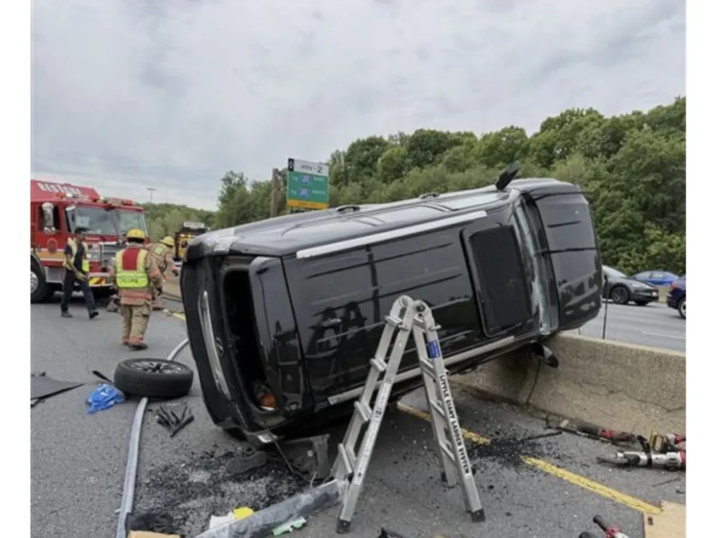 Driver Dies After Car Hits Jersey Wall, Overturns On I-270