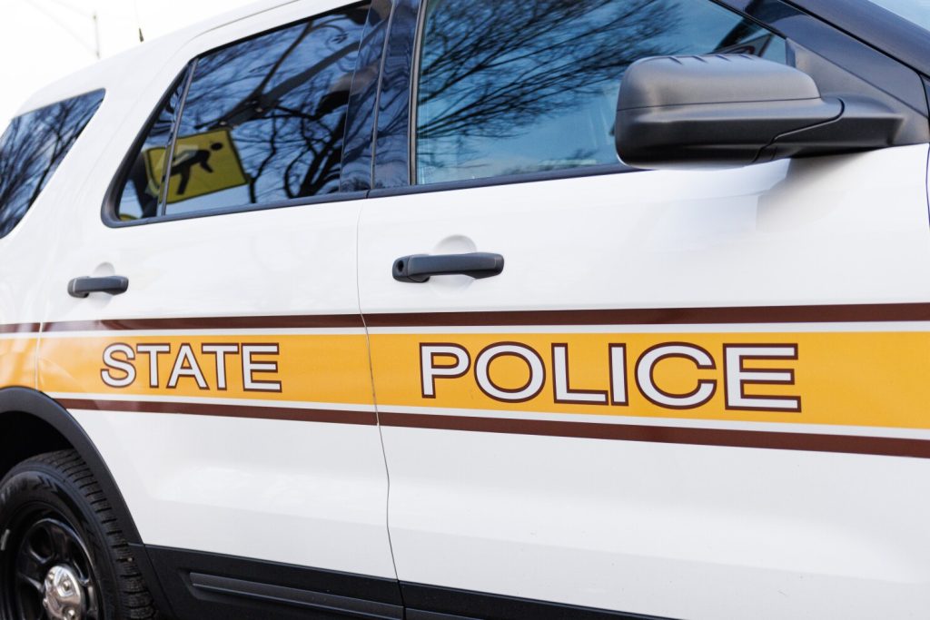 3 dead in wrong-way crash on I-88: Fatal Collision