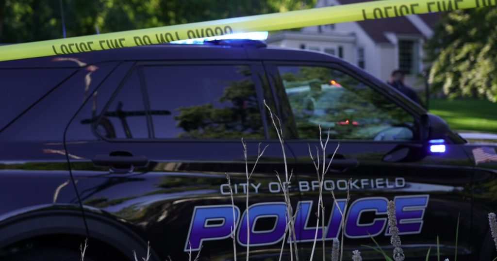 Suspect Threatens Mall Killing, Caught at Brookfield Range
