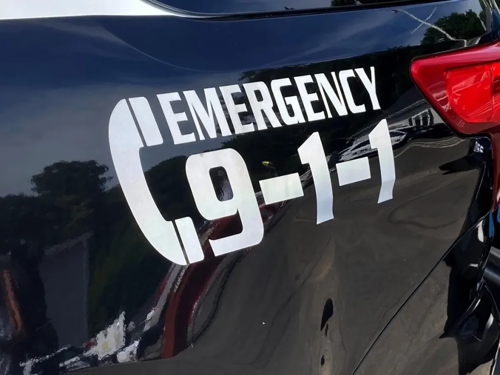 NYC Man Crashes BMW on Saw Mill with 3 Kids Inside: DA