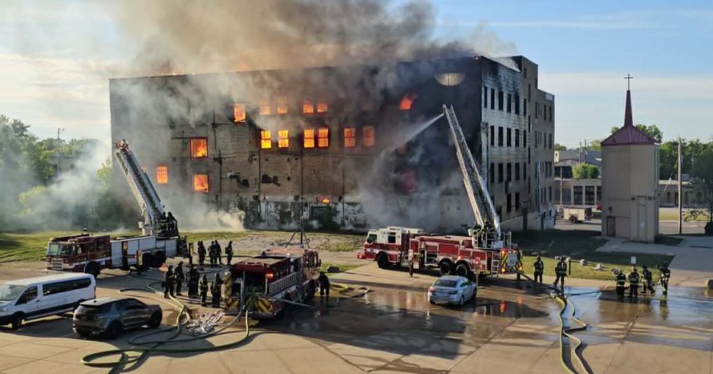 Milwaukee 5-Alarm Fire Caused by Cigarette Flick
