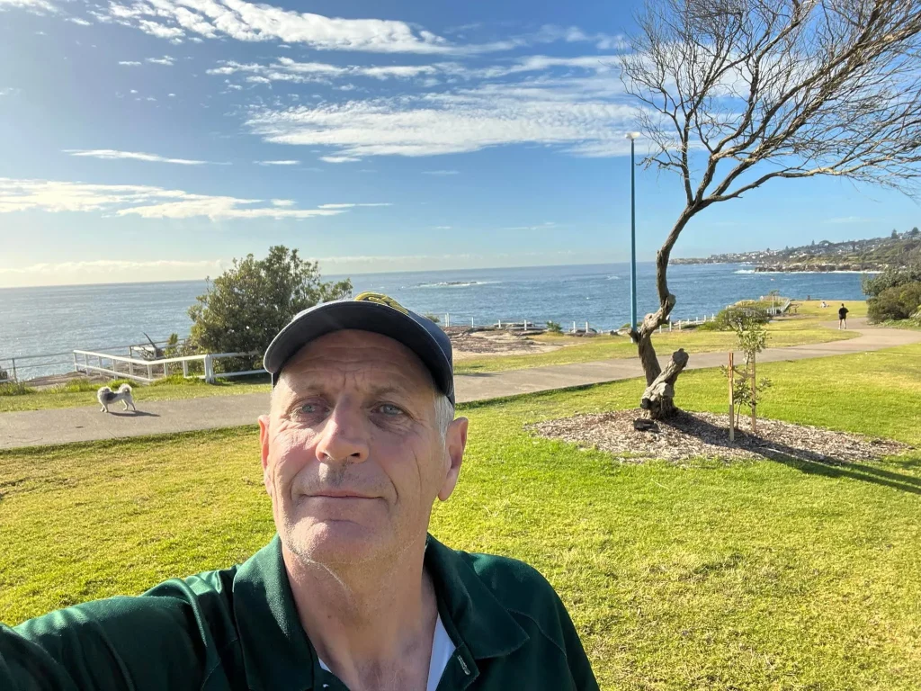 Man steals camera from photographer killed in Bondi Beach shooting