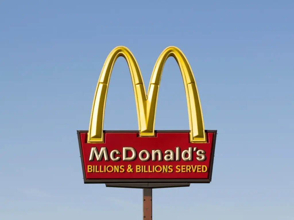 McDonald's Employee Caught on Camera Contaminating Food