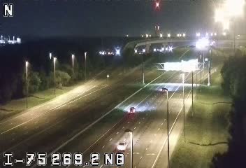 Fatal crashes close I-75, I-595 near Tampa, Dania Beach