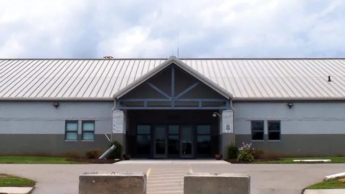 Inmate dies at FCI-Petersburg prison after two weeks